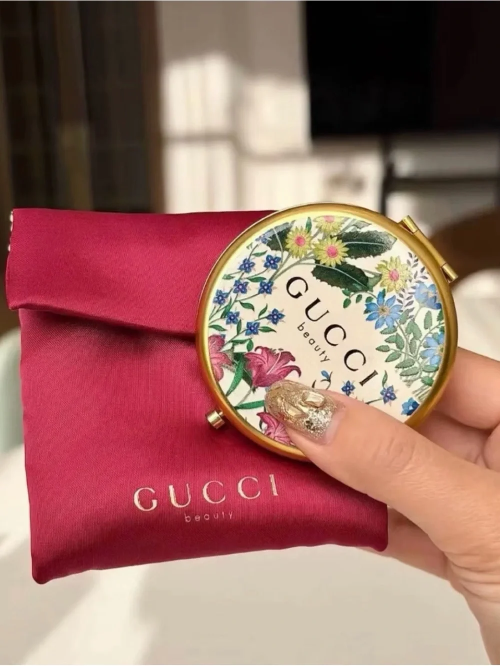 Gucci Floral Compact mirror with Pink Satin Pouch